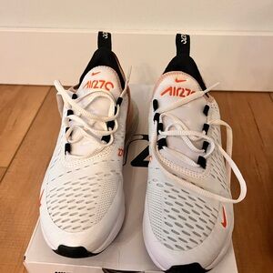 Nike Air Max 270 shoes in White and Black